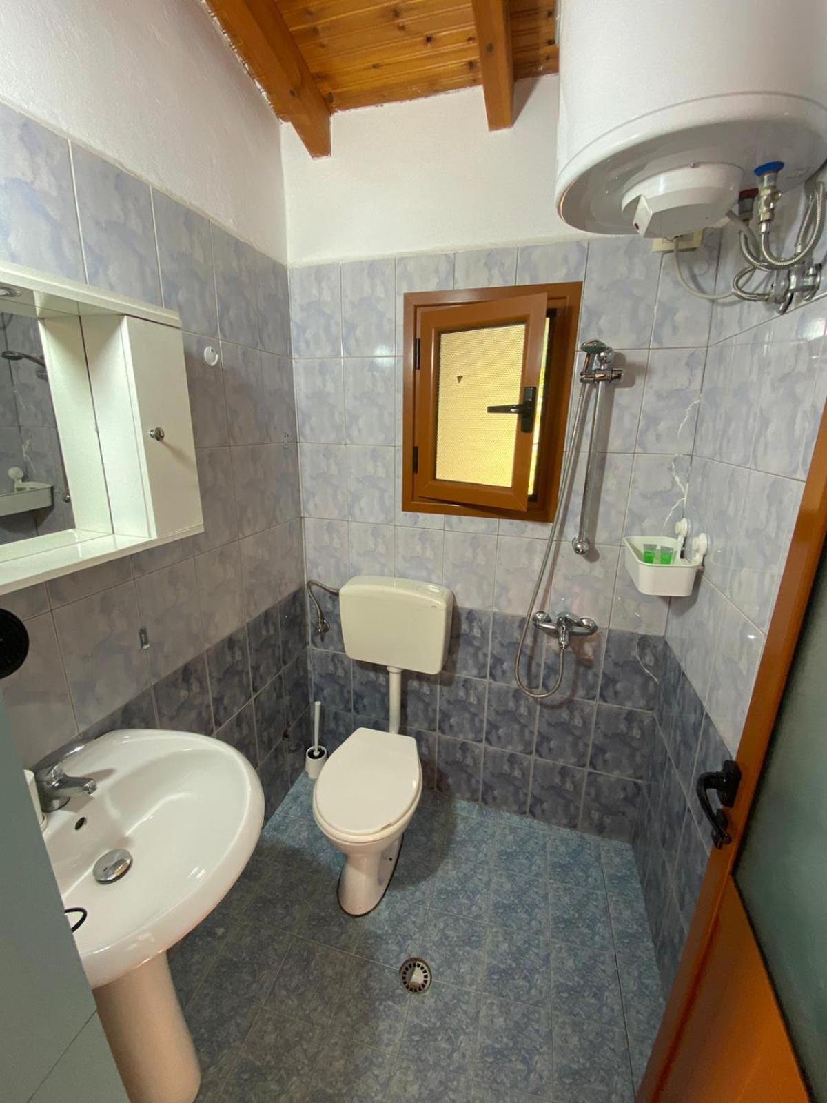 Sea View Apartments Wlora Zewnętrze zdjęcie